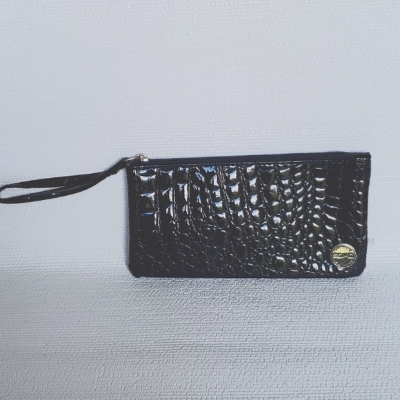 SOHO London New York Crocodile Print Wristlet / Cosmetic Bag - Picture 1 of 5